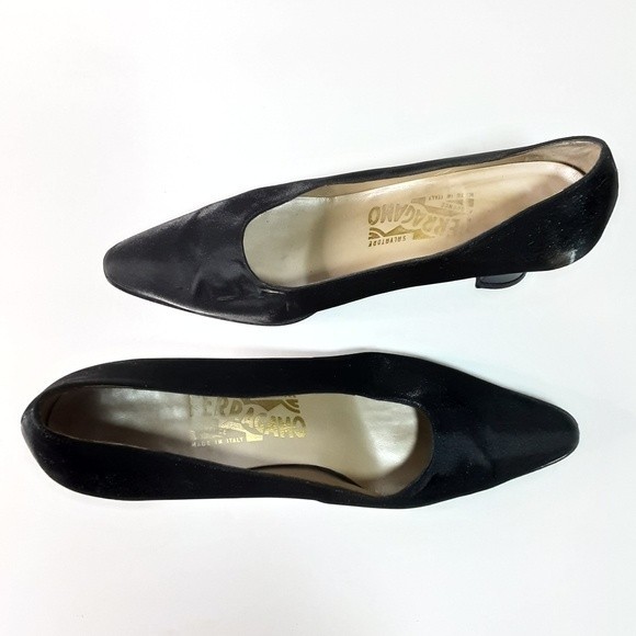 Salvatore Ferragamo Vintage Satin Pumps Chunky Kitten Heels Elegant Chic 7B - Picture 4 of 16